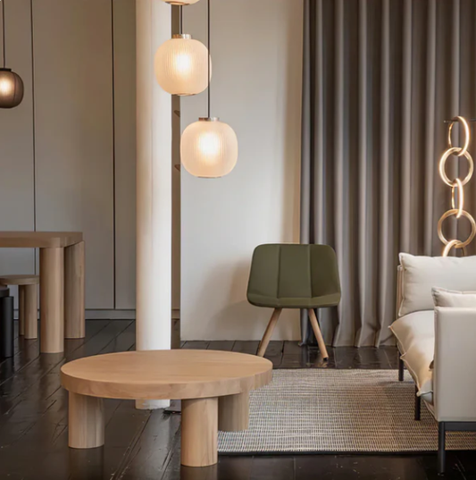 How to Choose a Chandelier: Size, Height, Material and Installation Guide