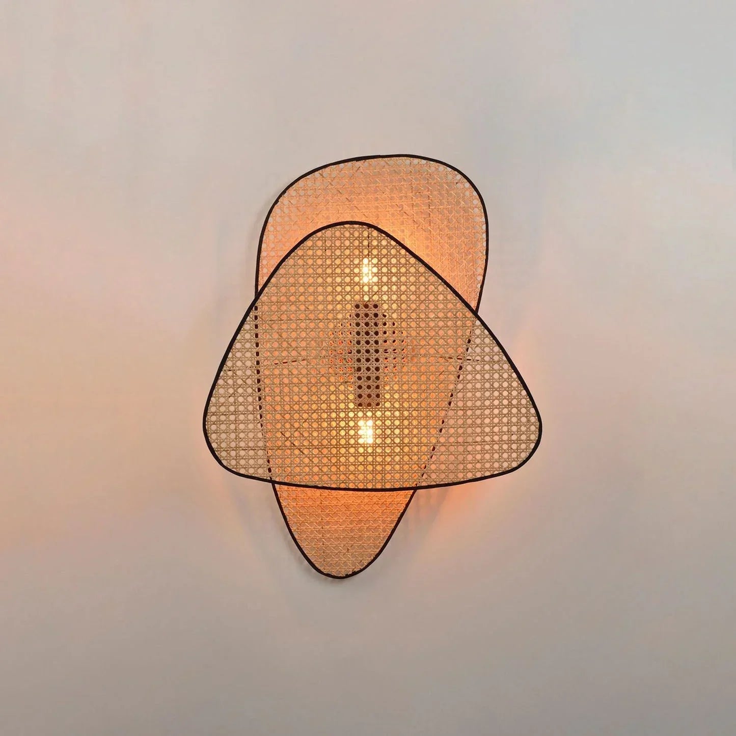 Screen Cannage Wall Lamp