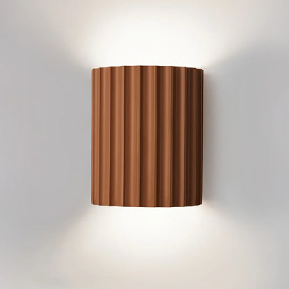 Fluted Resin Wall Lamp up-down light emission detail