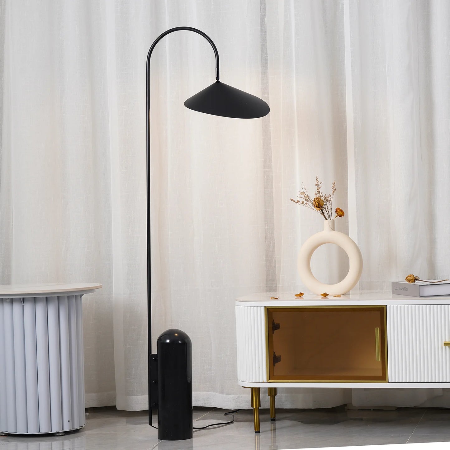 Mono Floor Lamp