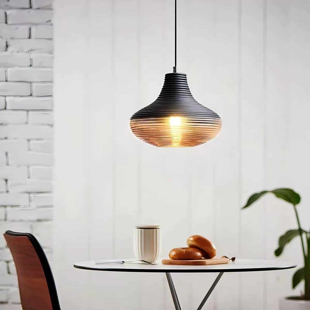 Apera Hand-Blown Glass Pendant Light