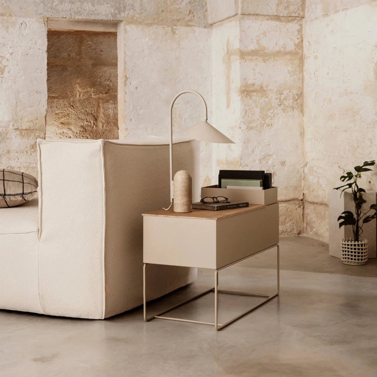Mono Table Lamp