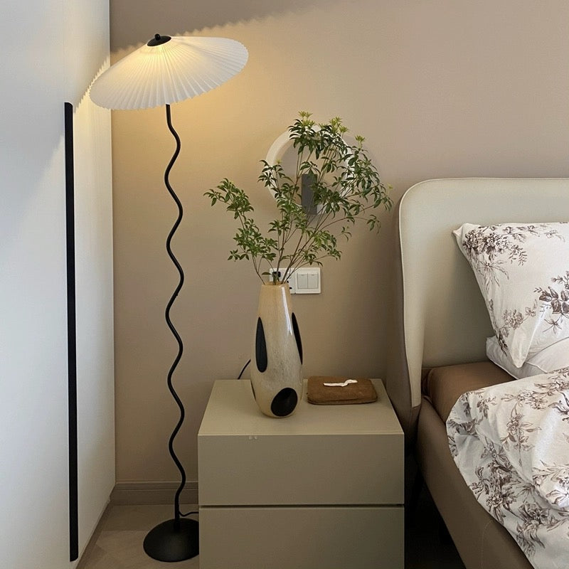 Squiggle Floor Lamp beige colour variant full view