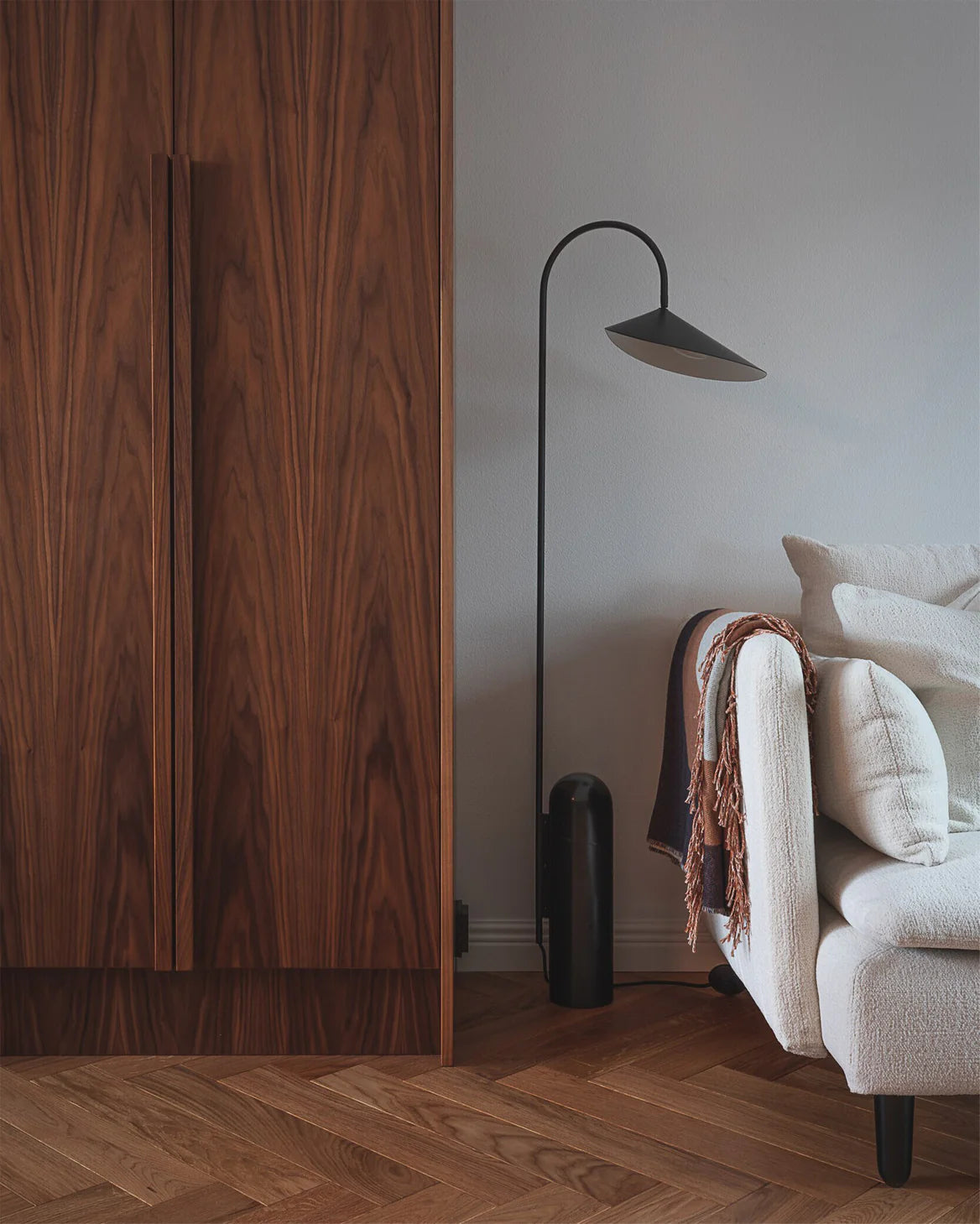 Mono Floor Lamp