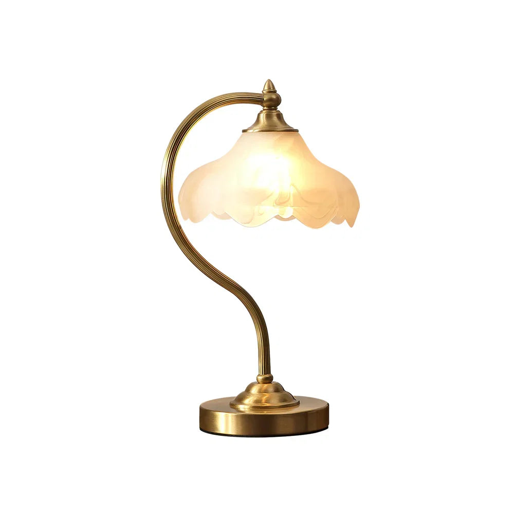 Magnolya Flower Table Lamp