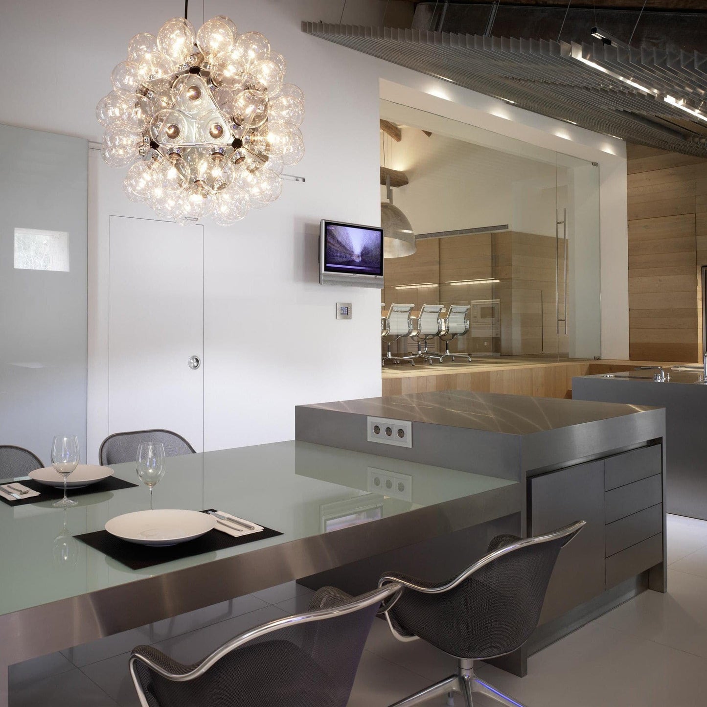 Taraxacum Glass Pendant Light