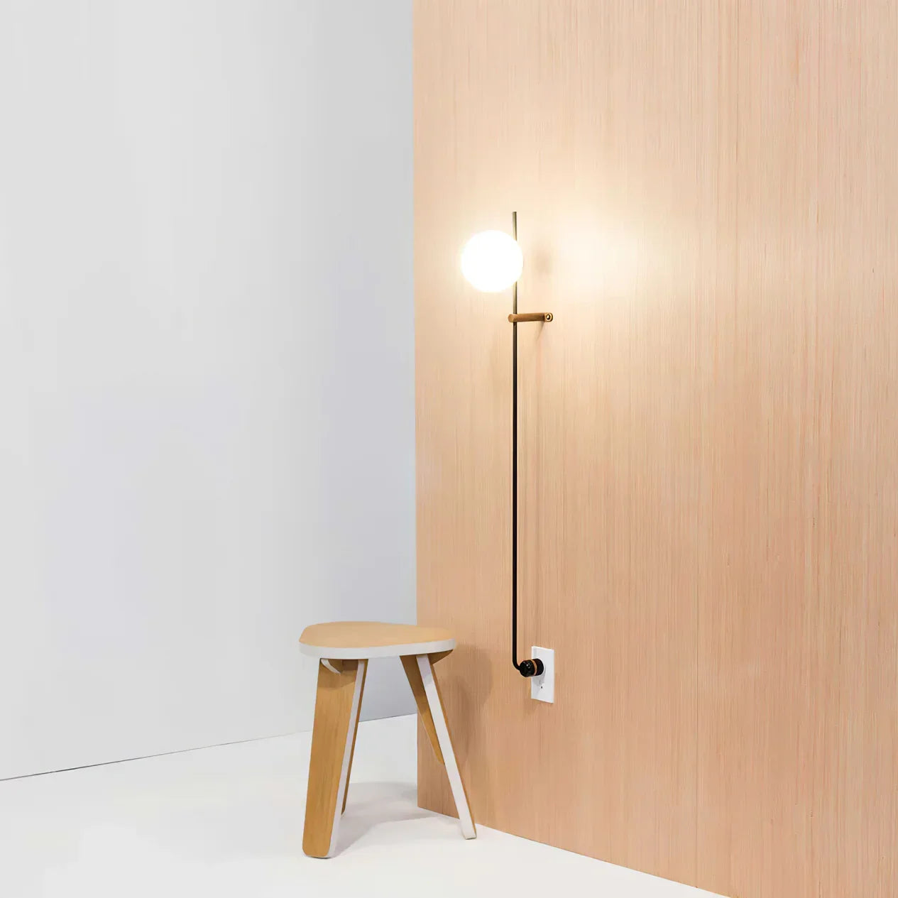 Lynea Wall Lamp 39.4 inch tall version view