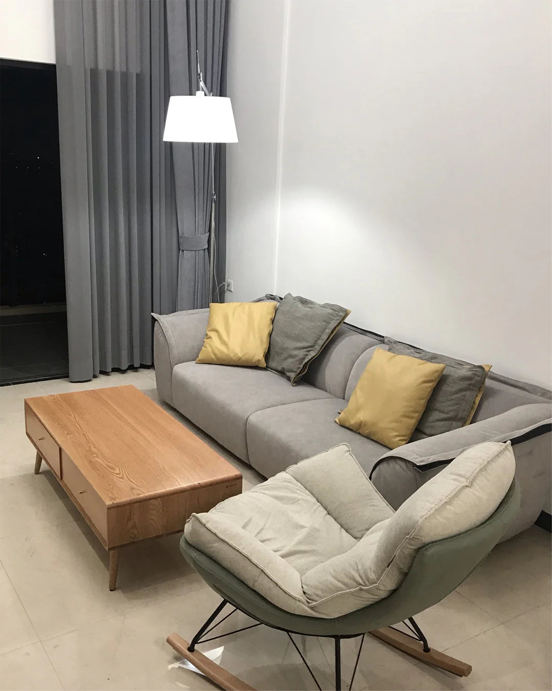 Modern Classic Floor Lamp