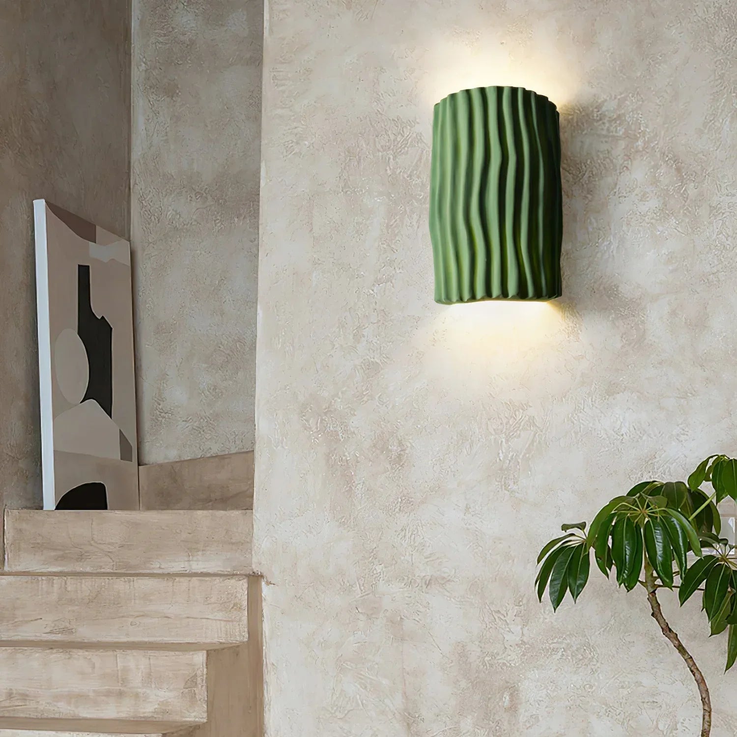 Pleated Resin Wall Lamp grey version close-up