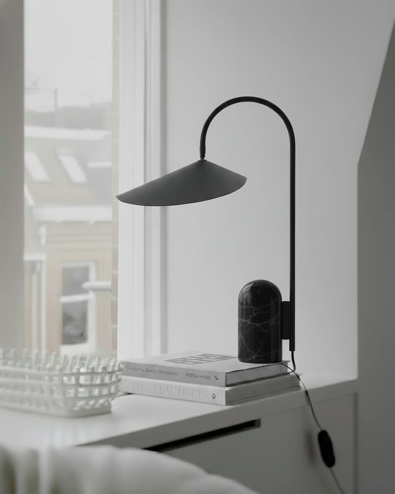 Mono Table Lamp