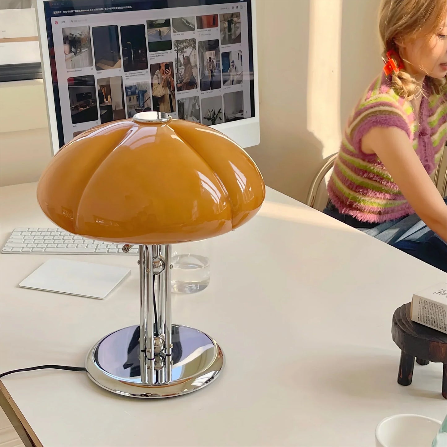 Quadrifoglio Table Lamp retro 70s style side view
