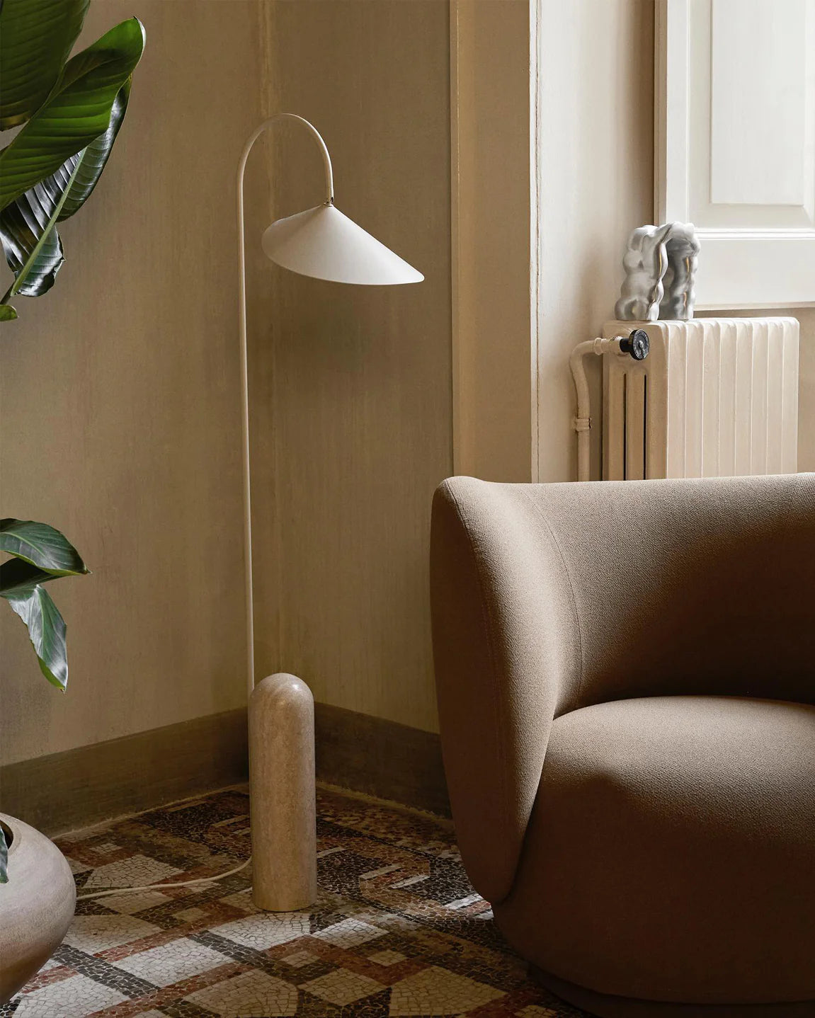 Mono Floor Lamp