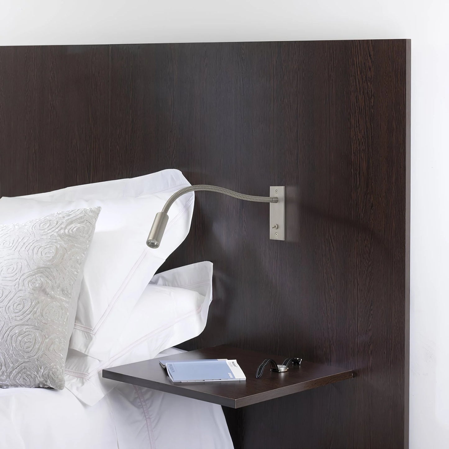 Art Deco Linear LED Wall Light