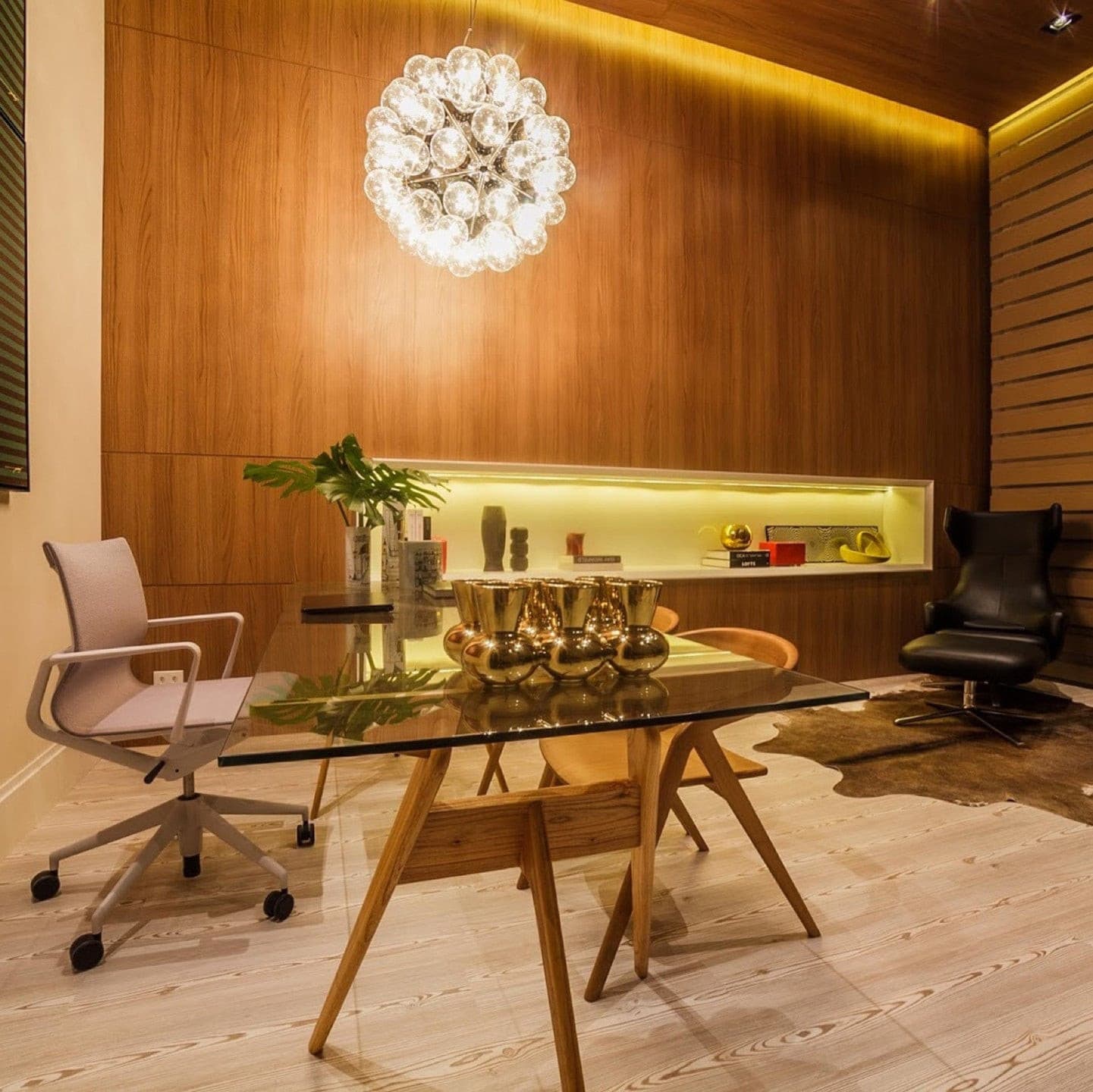 Taraxacum Glass Pendant Light
