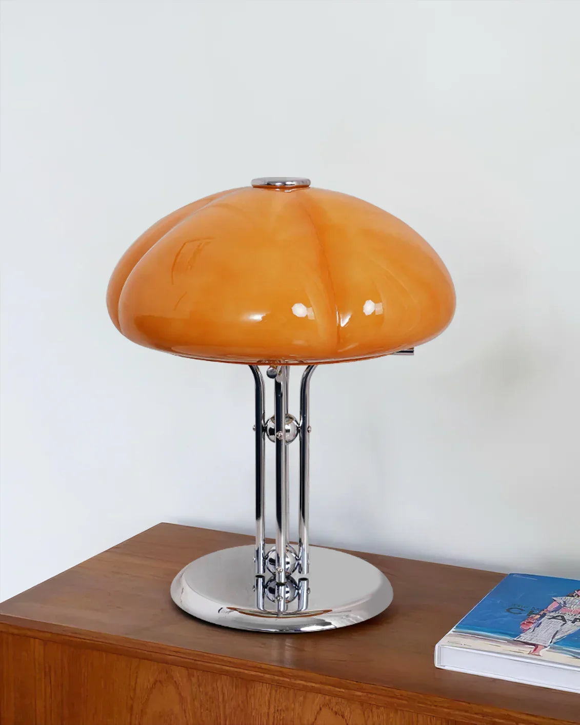 Quadrifoglio Table Lamp chrome base close-up detail