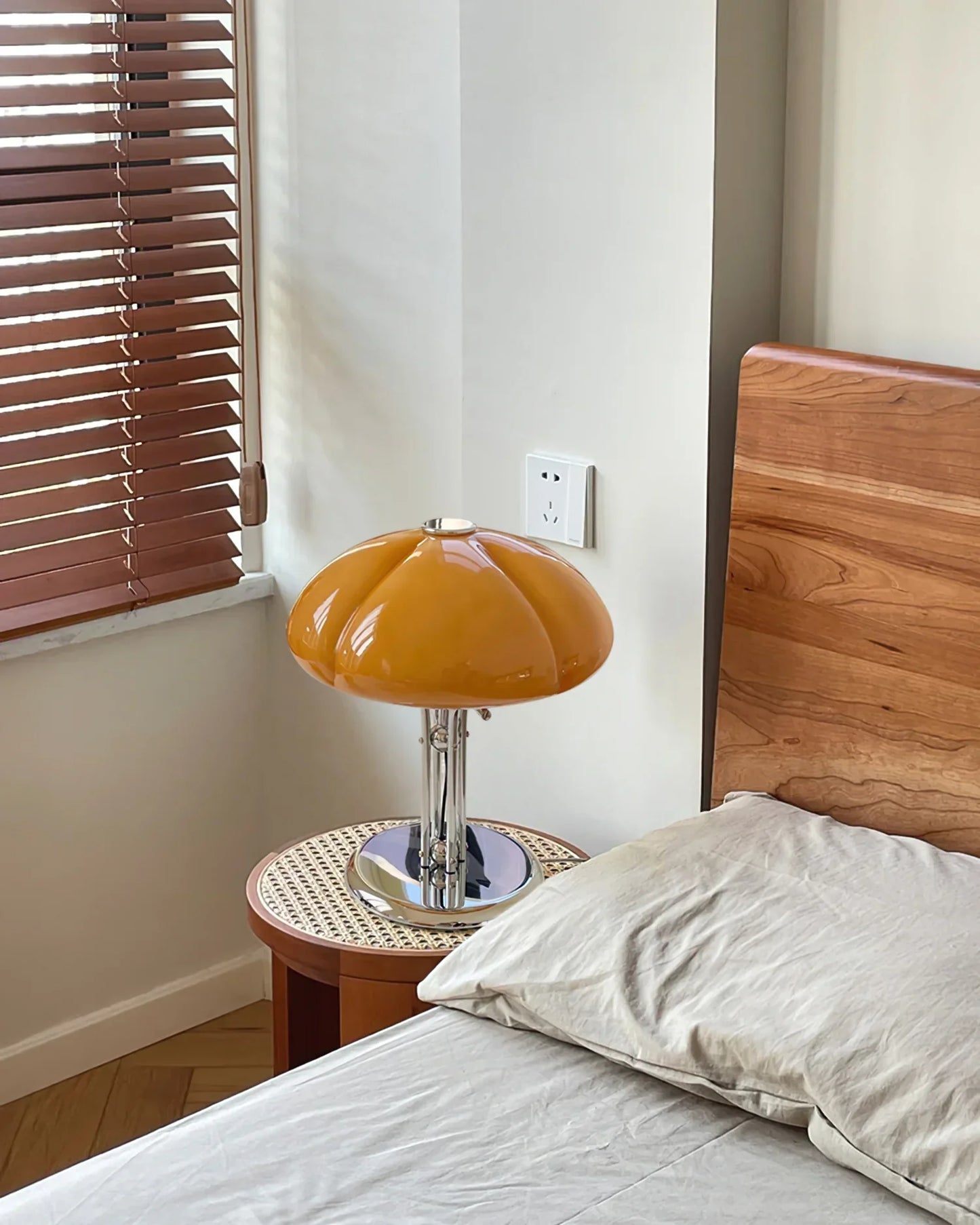 Quadrifoglio Table Lamp bedside lifestyle Dubai