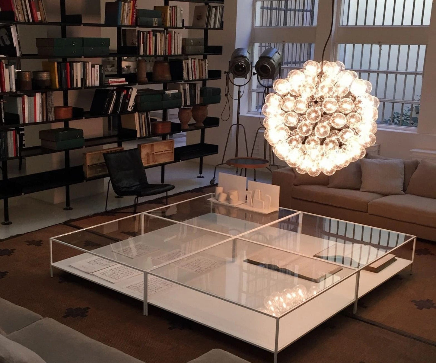 Taraxacum Glass Pendant Light
