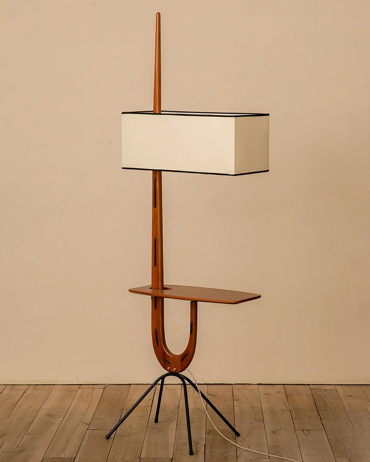 Ardent Arch Floor Lamp – detail 18