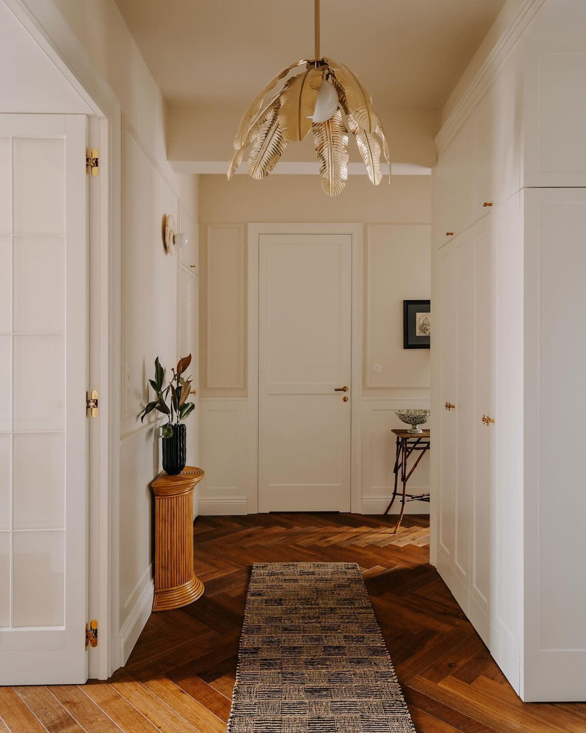 Astr Stone Alabaster Wall Lamp