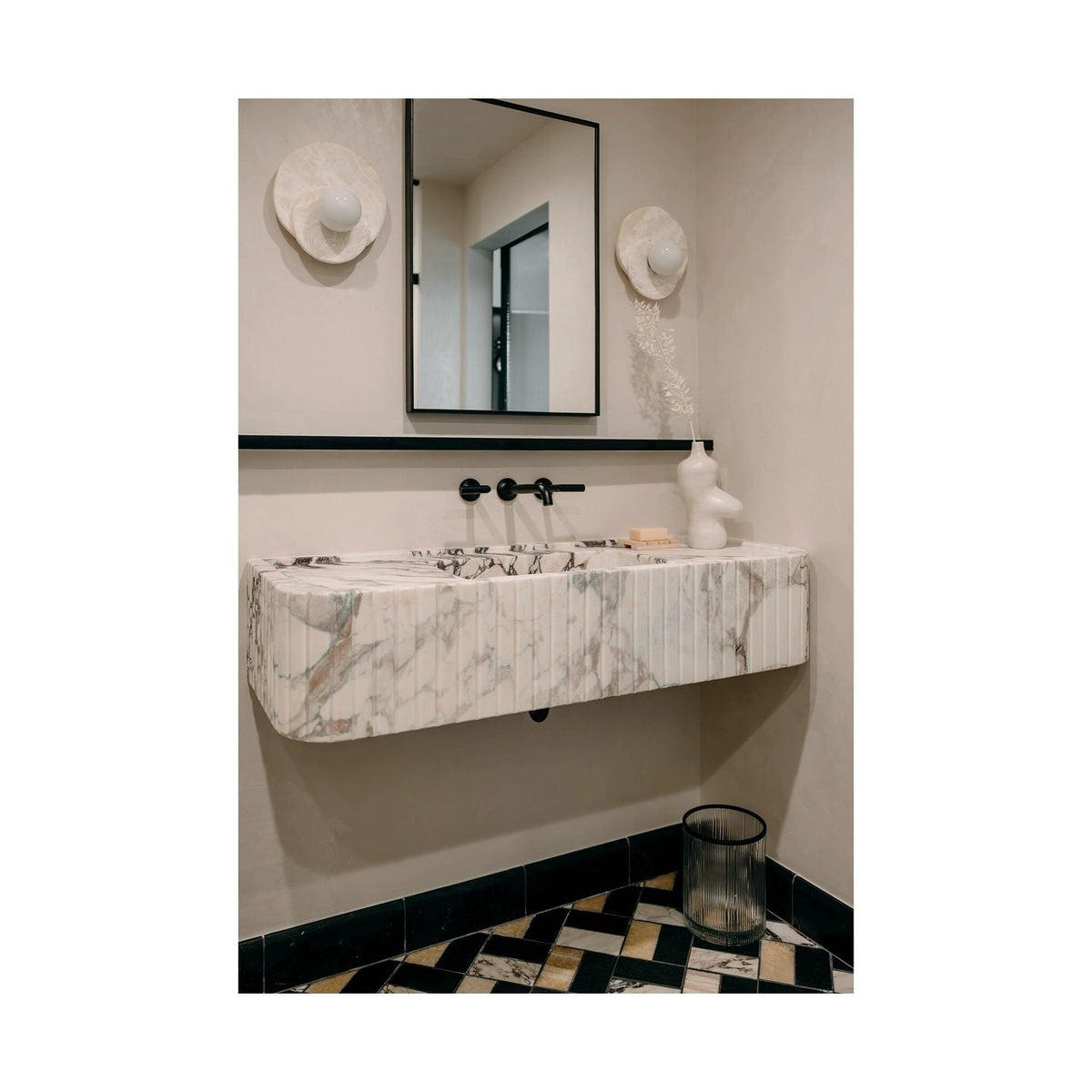 Astr Stone Alabaster Wall Lamp