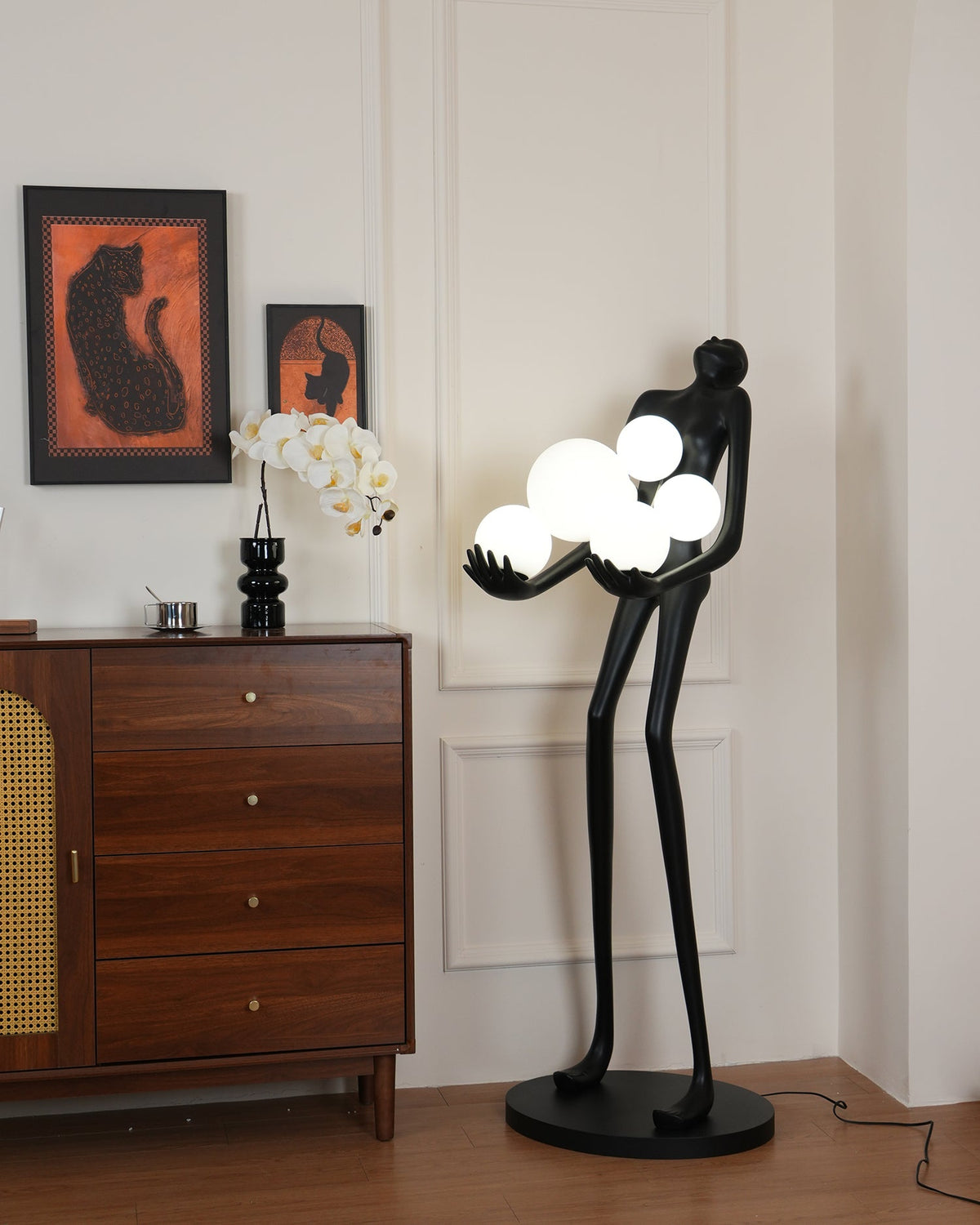 Embrace Sculpture Floor Lamp – detail 4