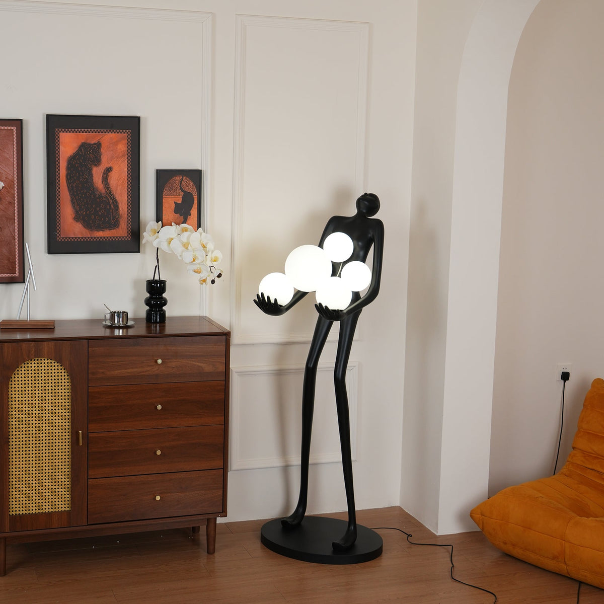 Embrace Sculpture Floor Lamp – detail 3