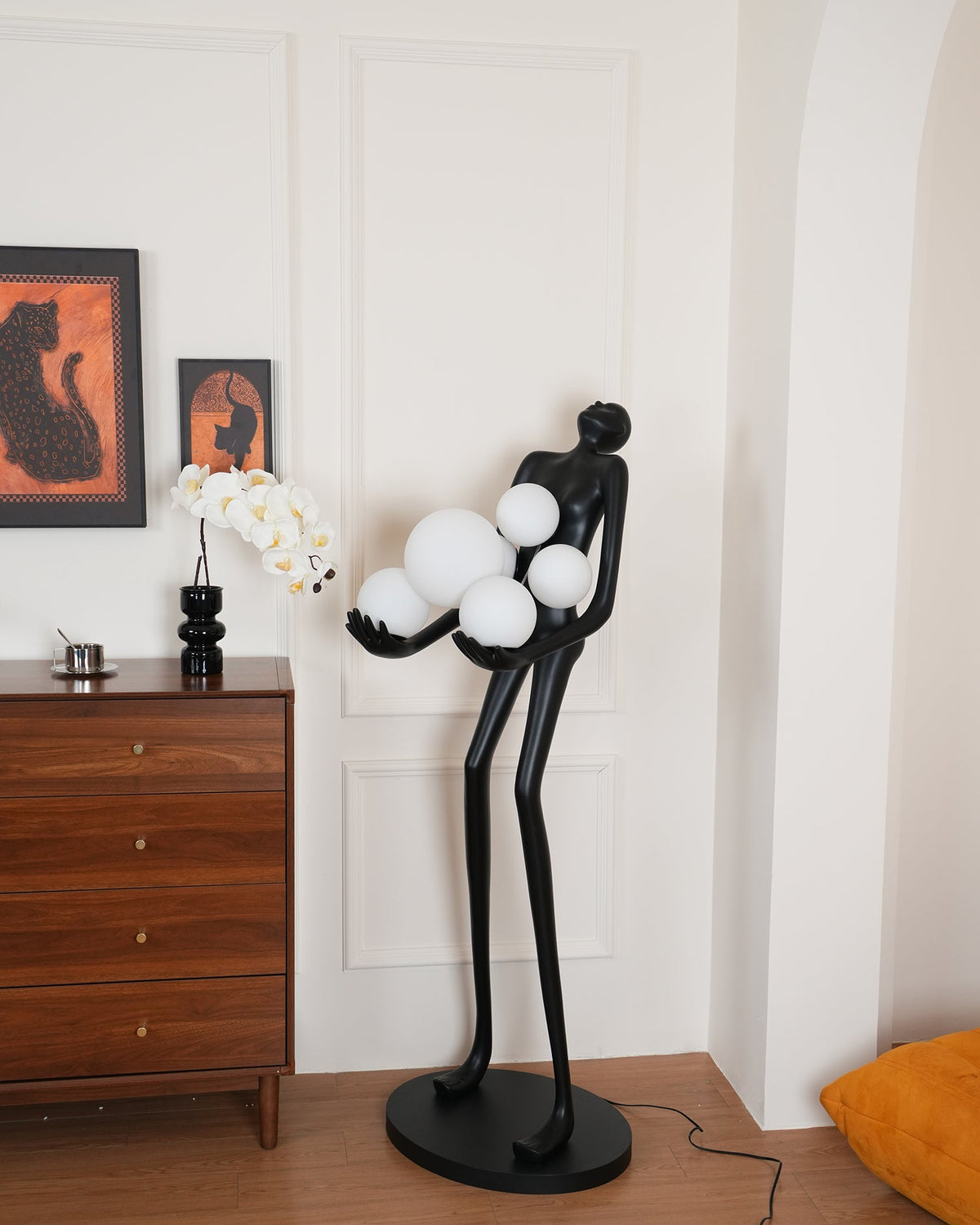 Embrace Sculpture Floor Lamp – detail 39