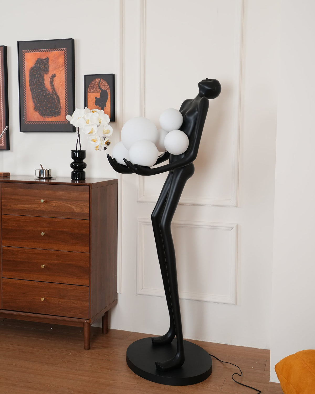 Embrace Sculpture Floor Lamp – detail 40