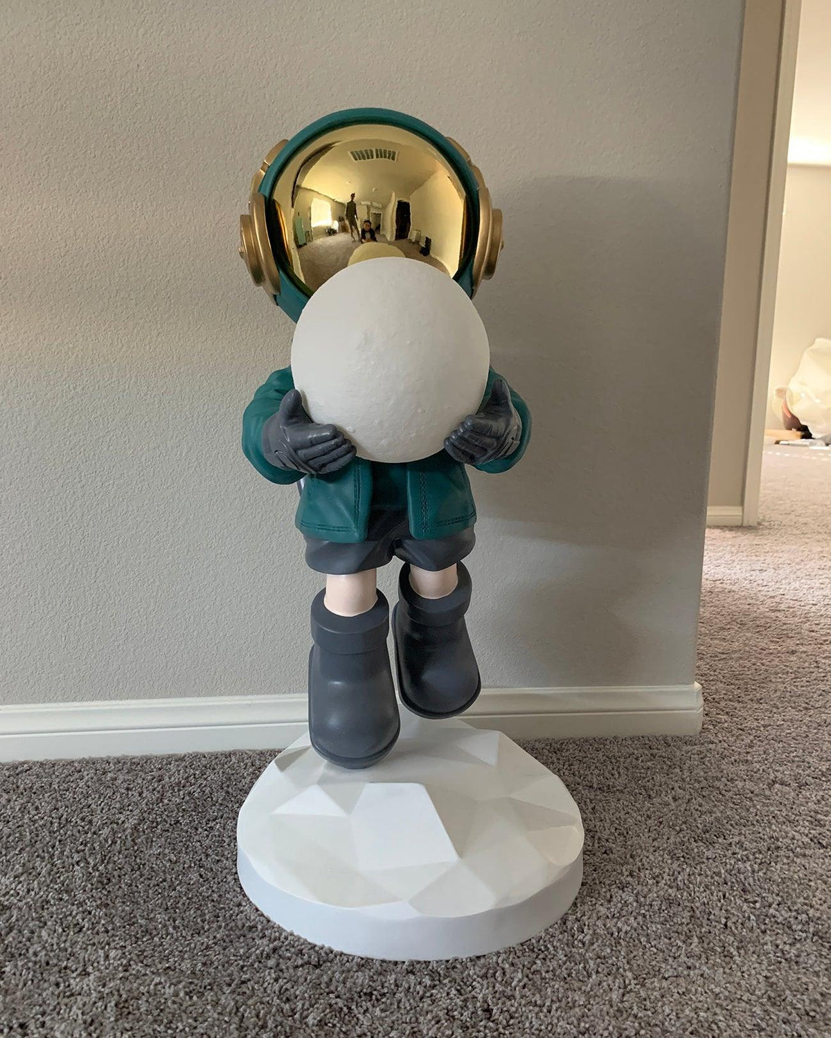 Fantasy Astronaut Floor Light – detail 15