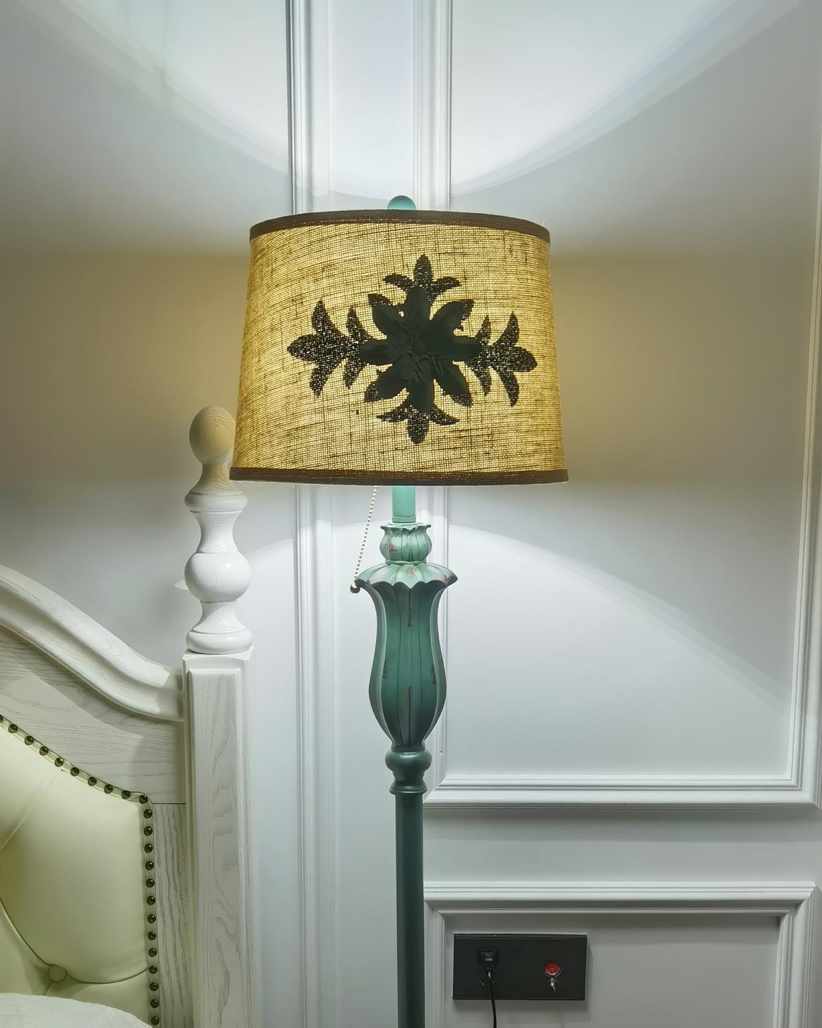 Lark Floor Lamp – detail 15