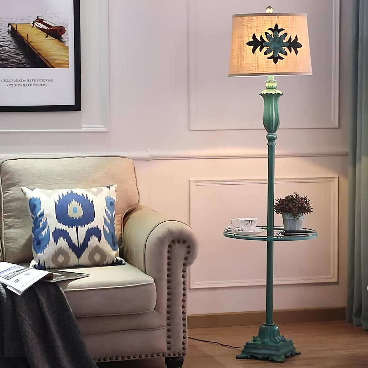 Lark Floor Lamp – detail 3