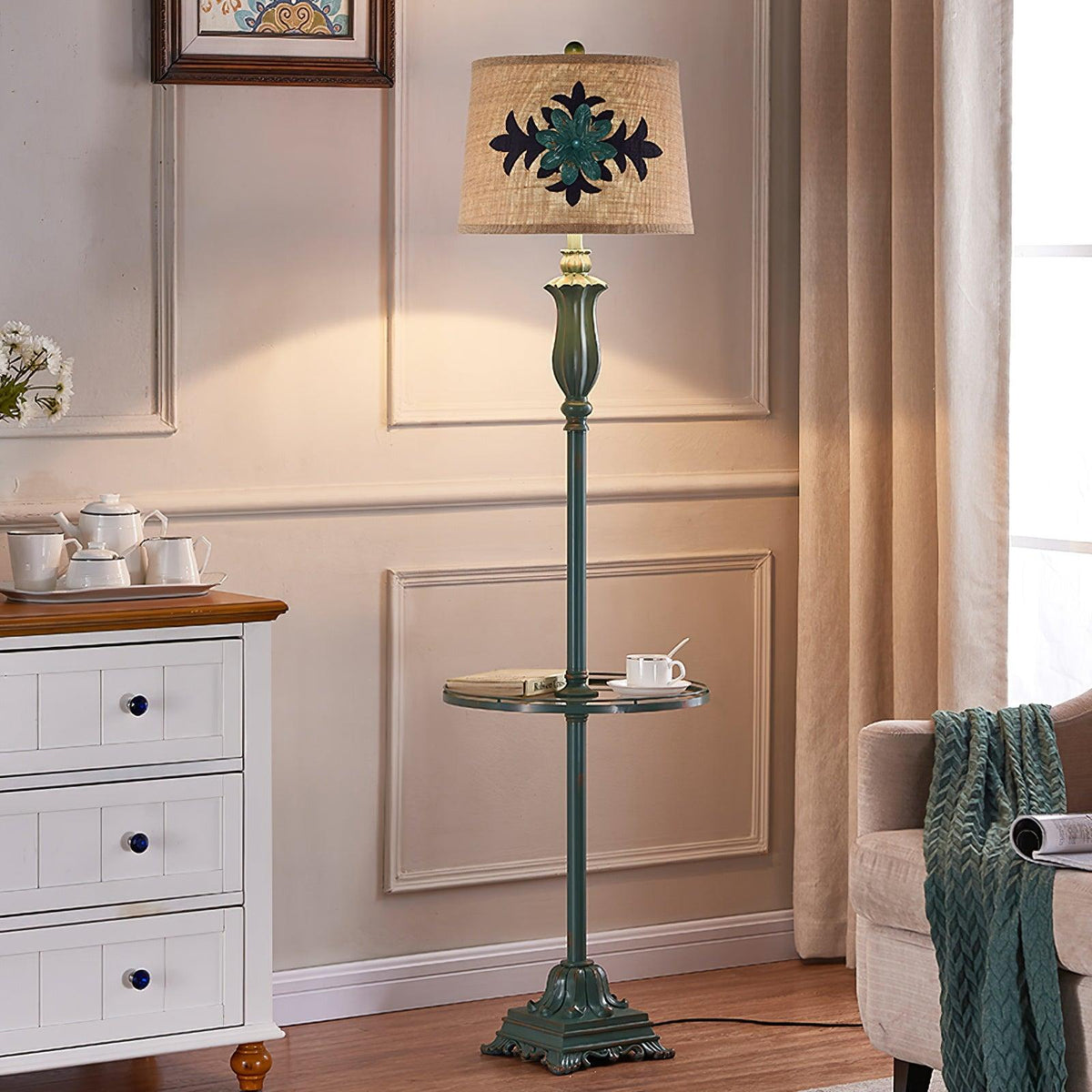 Lark Floor Lamp – detail 10