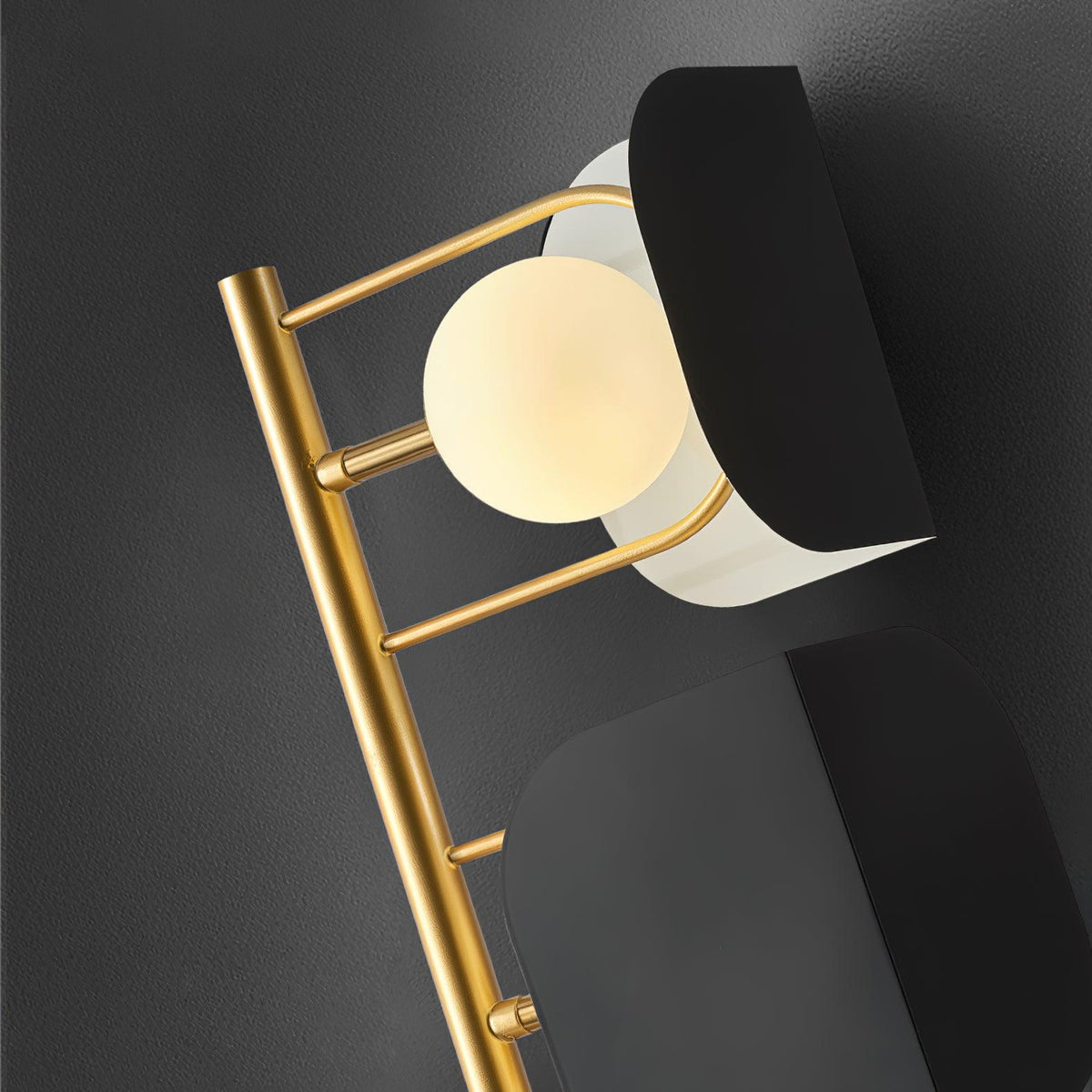 Leagan Floor Lamp – detail 23
