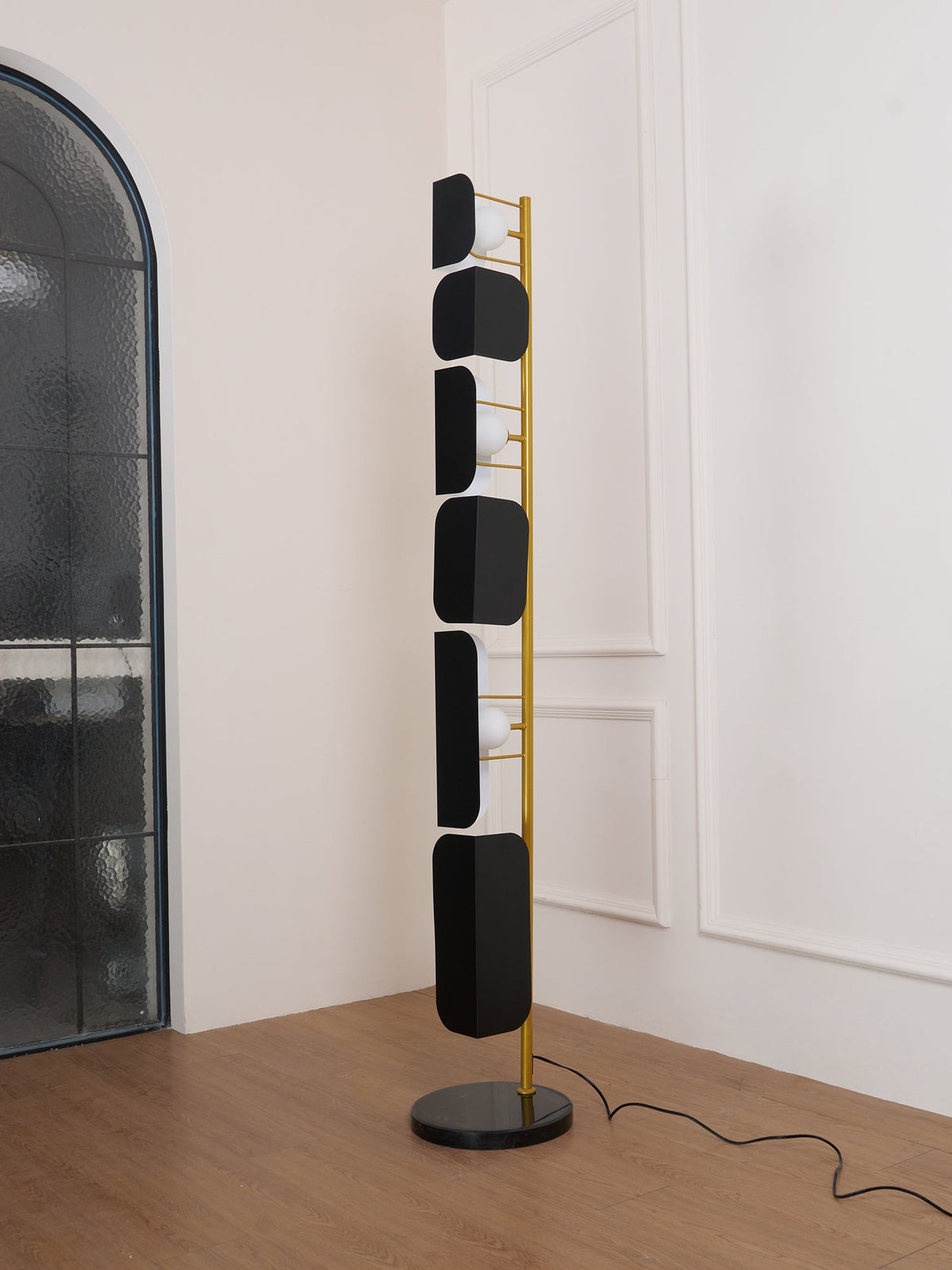 Leagan Floor Lamp – detail 32