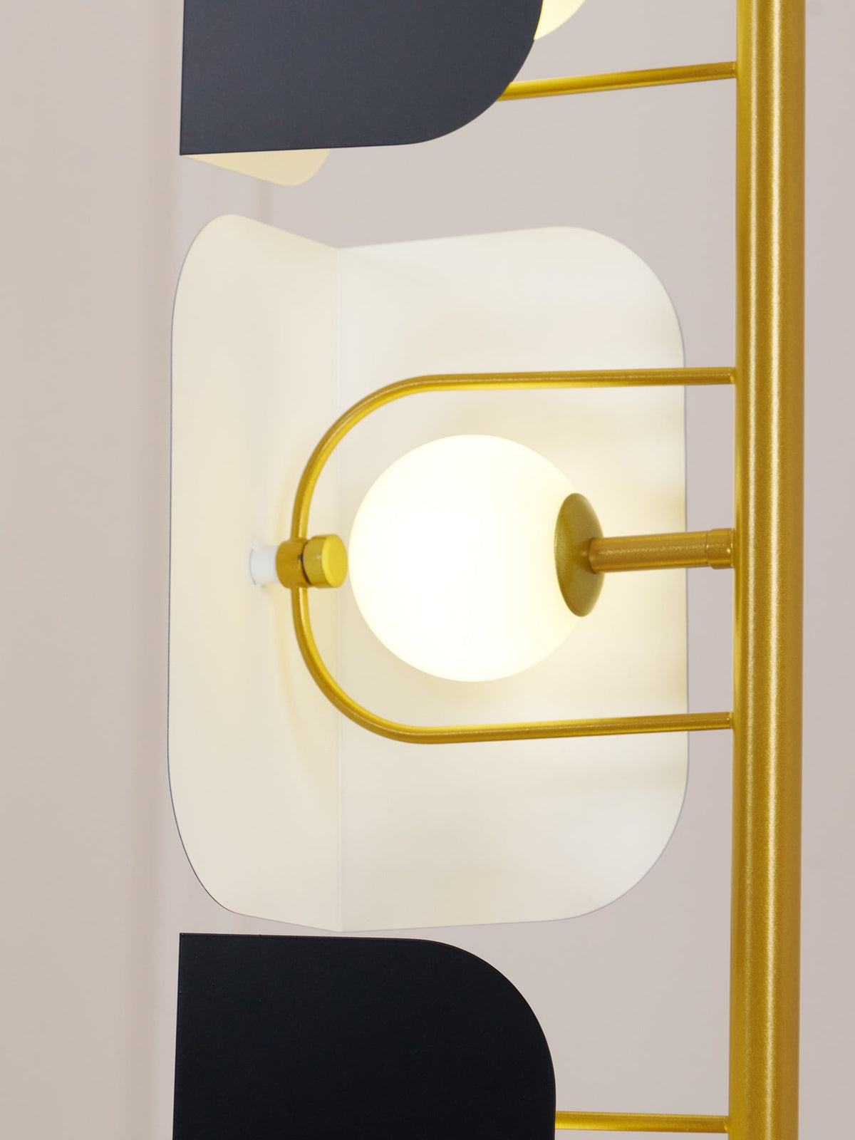 Leagan Floor Lamp – detail 34