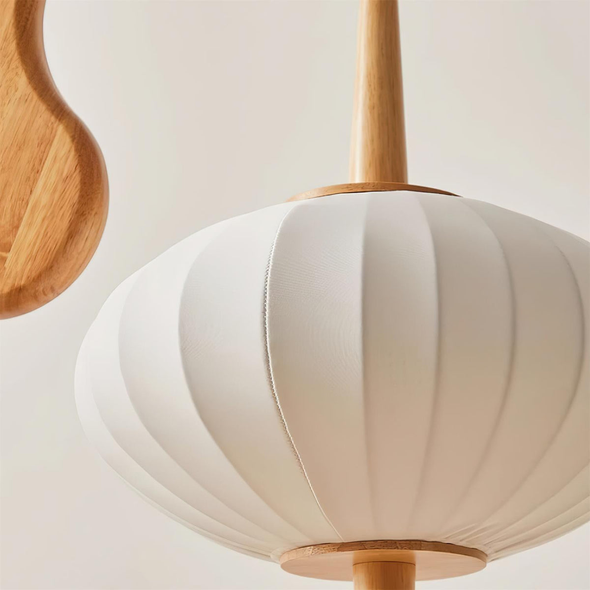 Mantis Wood Floor Lamp – detail 39