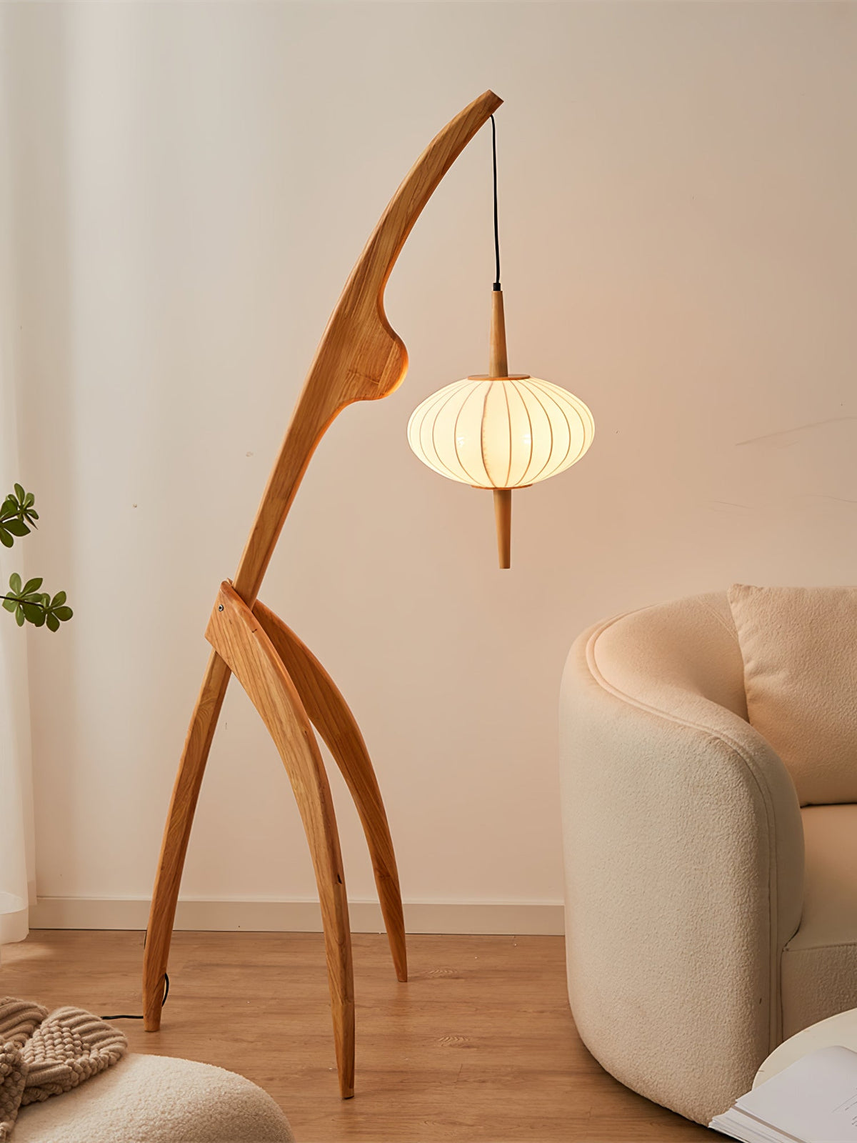 Mantis Wood Floor Lamp – detail 6