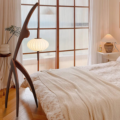 Mantis Wood Floor Lamp – detail 8
