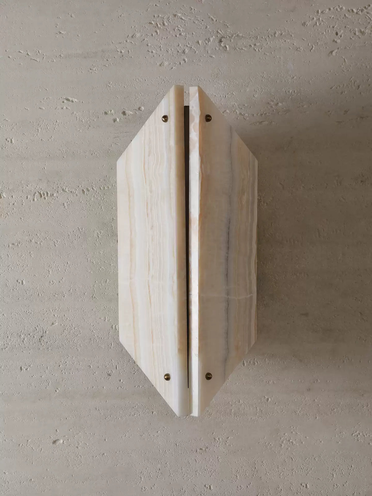 Crest Alabaster Wall Lamp