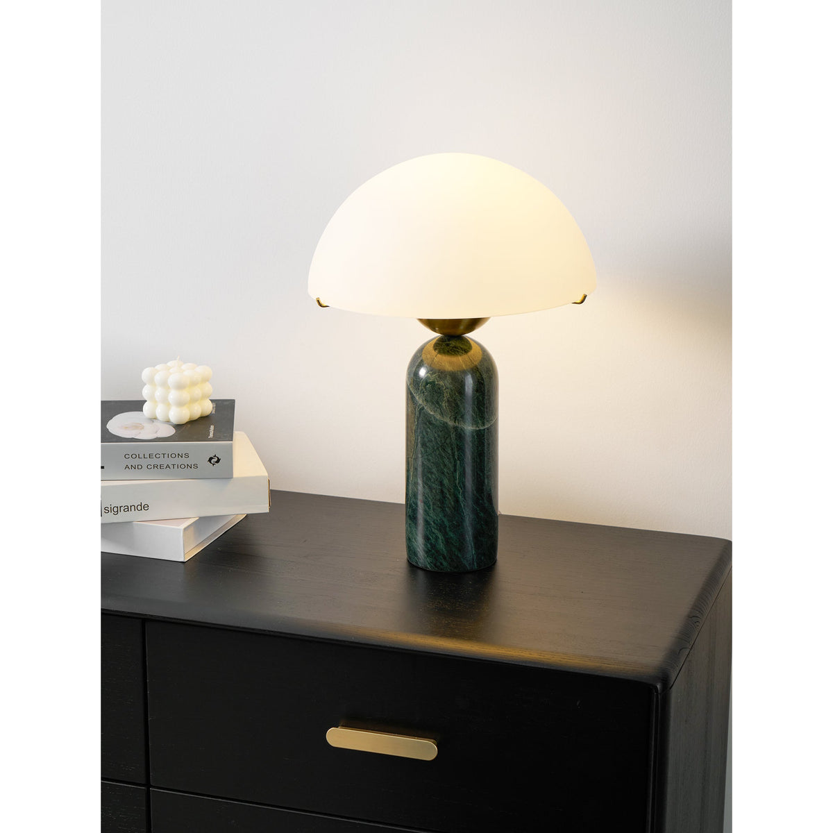 Peono Alabaster Table Lamp