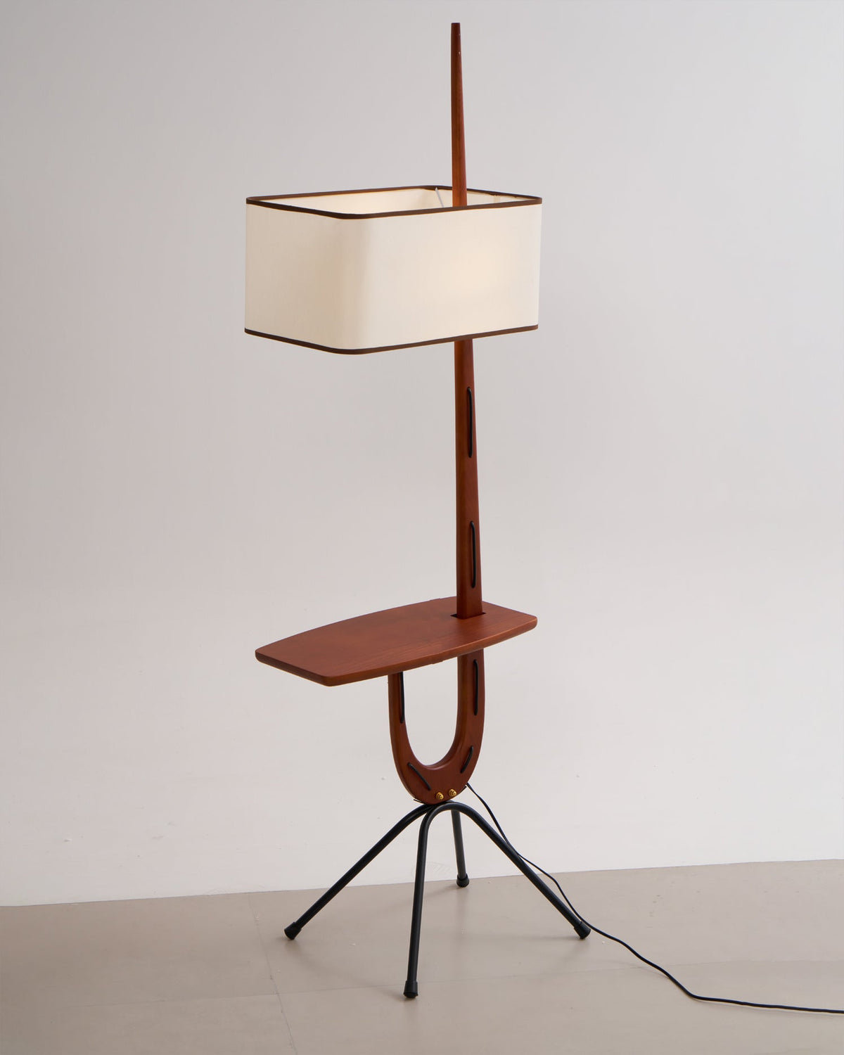 Ardent Arch Floor Lamp – detail 25