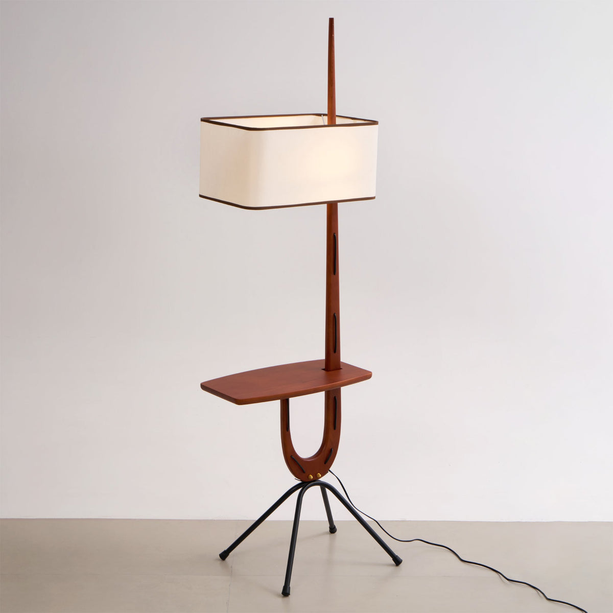 Ardent Arch Floor Lamp – detail 28