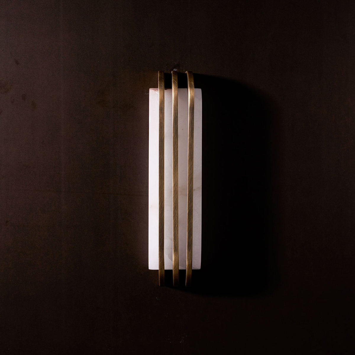 Virex Layered Alabaster Wall Light