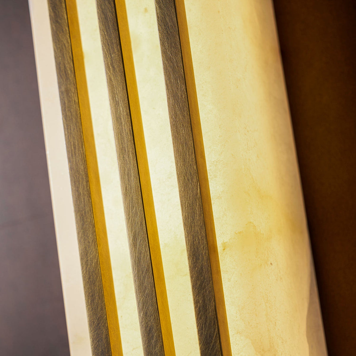 Virex Layered Alabaster Wall Light