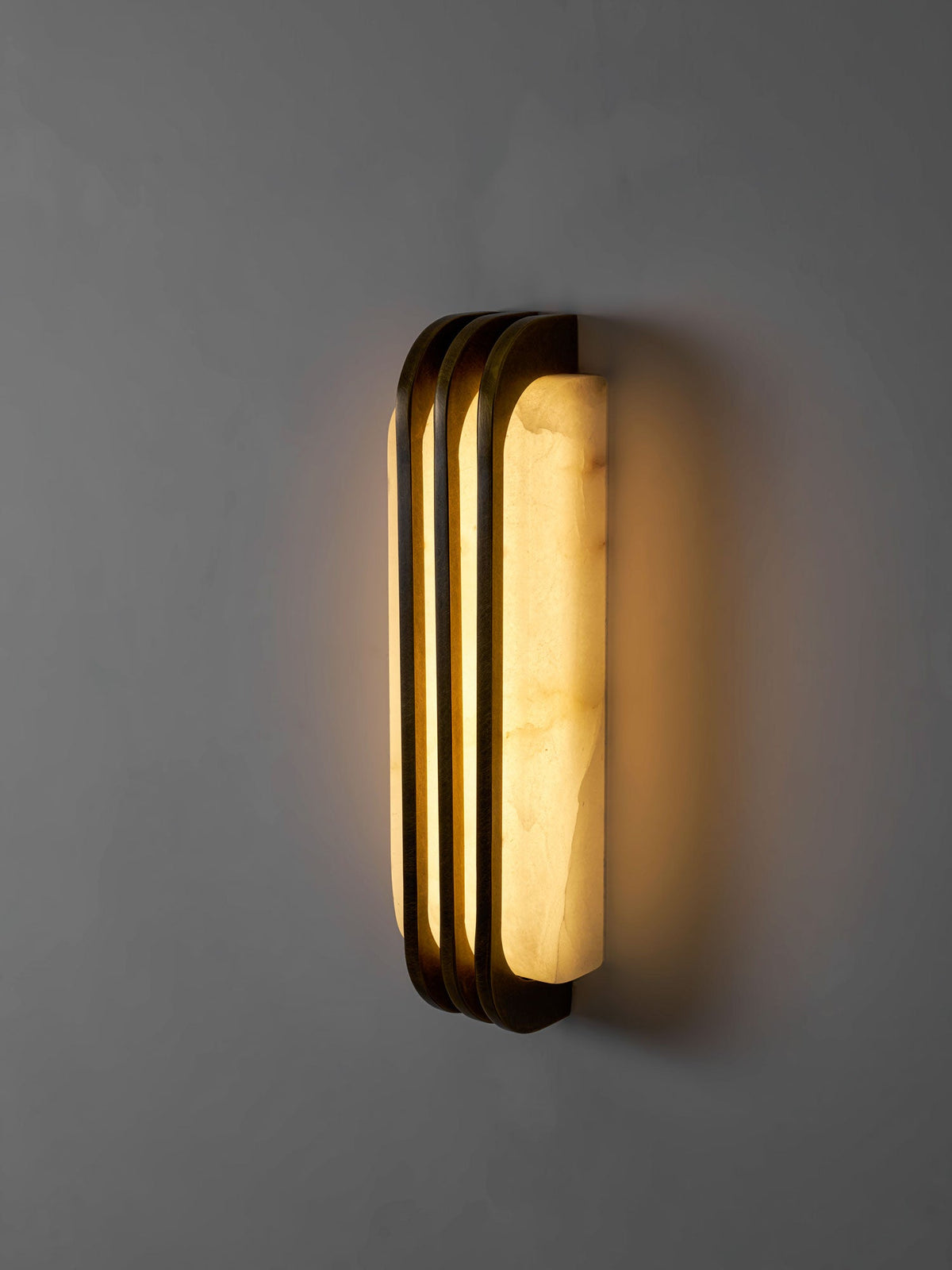 Virex Layered Alabaster Wall Light