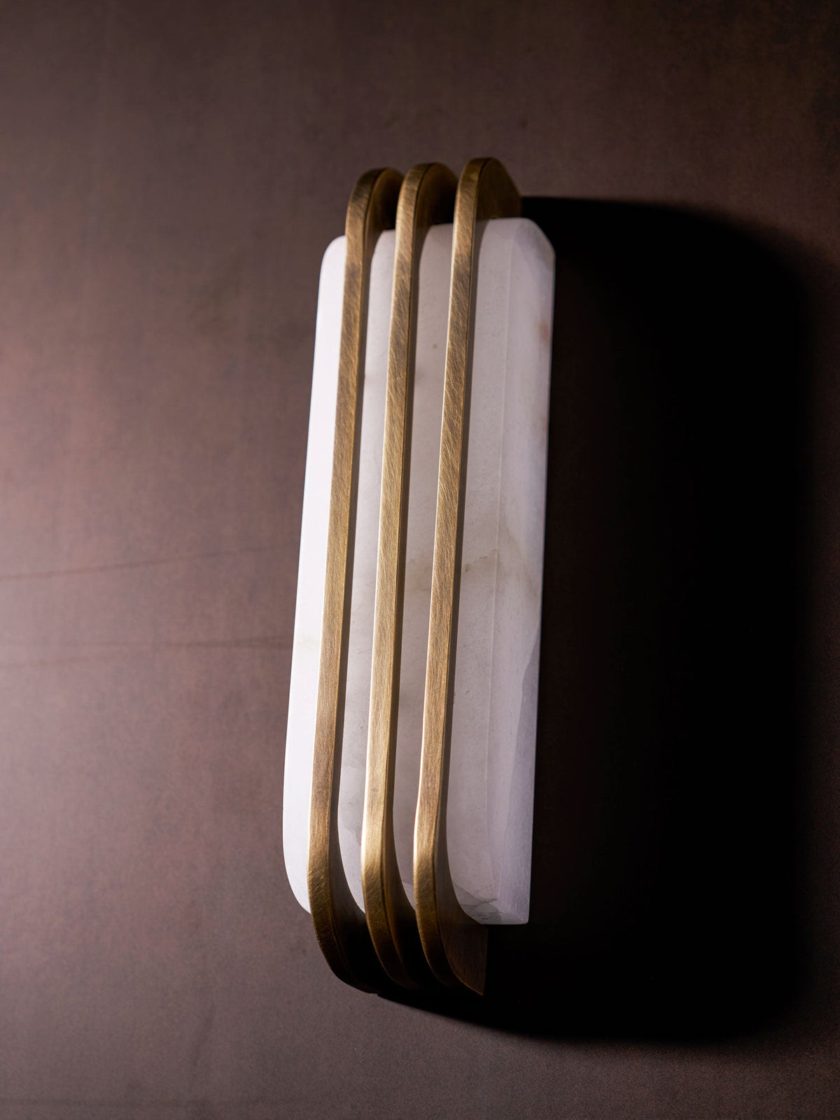 Virex Layered Alabaster Wall Light