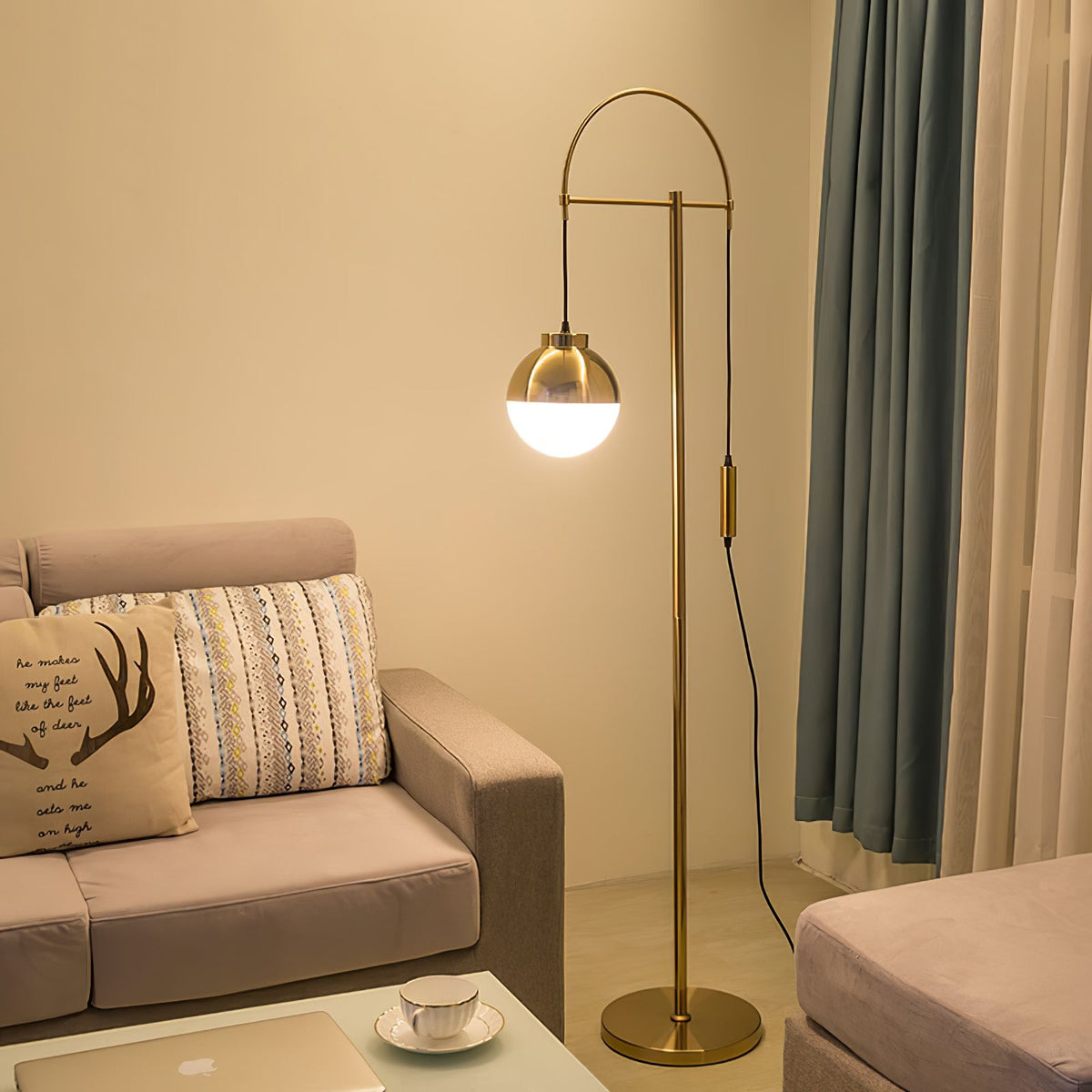 Waterloo Floor Lamp – detail 4