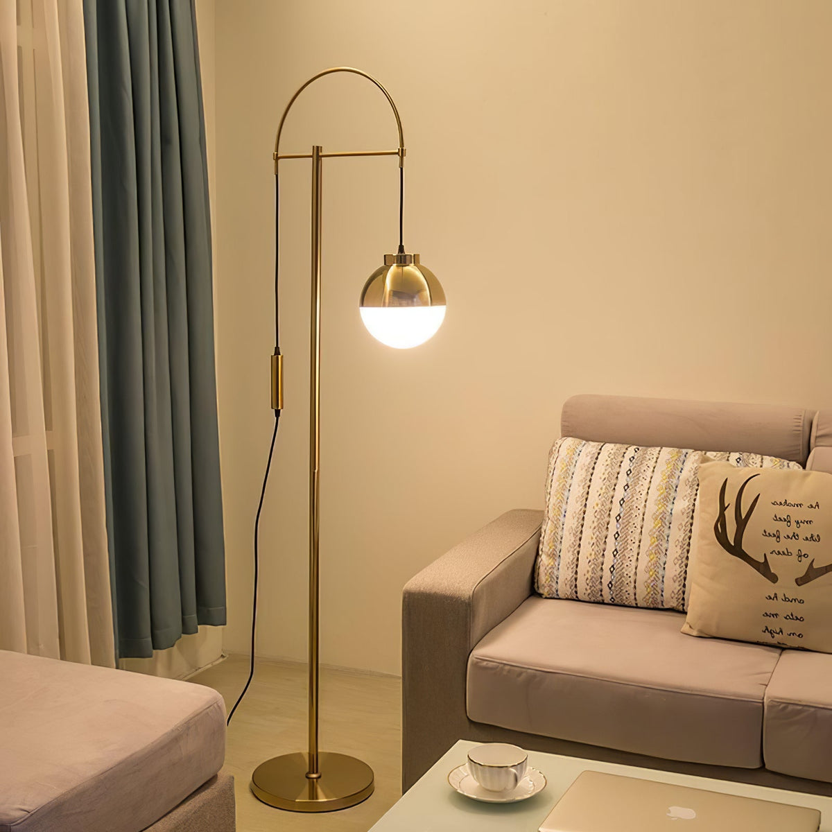 Waterloo Floor Lamp – detail 5