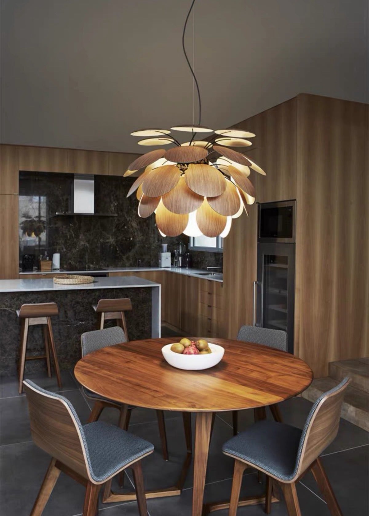 Pigna Disc Pendant Light