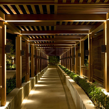 Doppio Up & Down Outdoor Wall Light